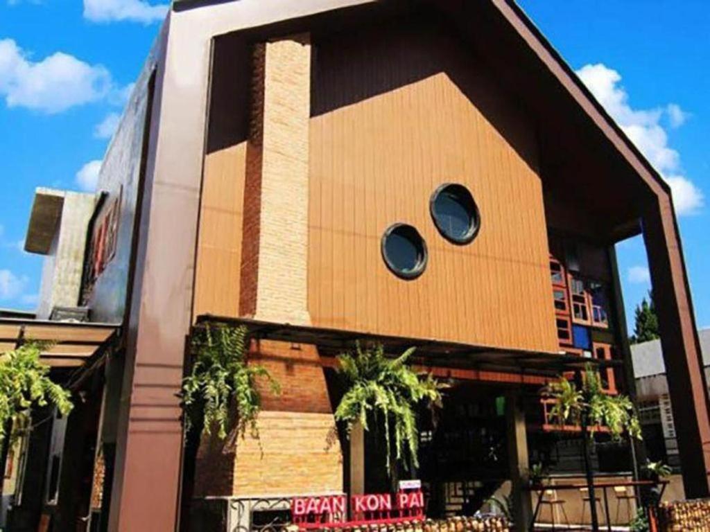 Baankonpai Hotel Exterior photo
